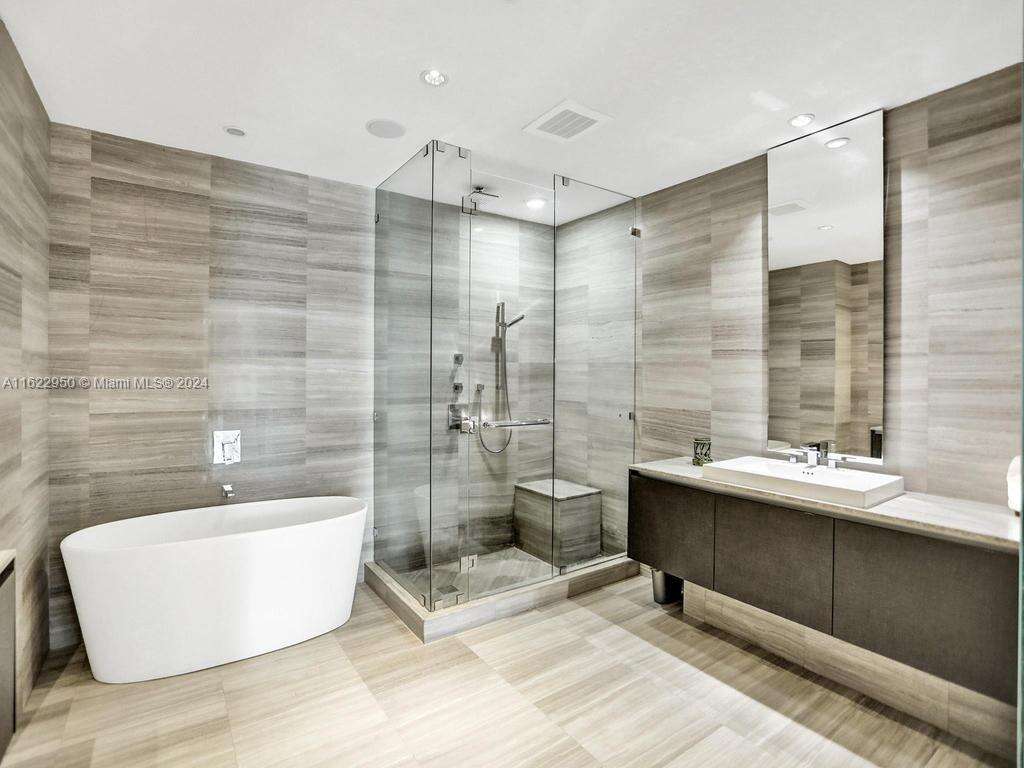 Echo at 3250 188 St, Aventura, FL 33180 - For Rent photo 44