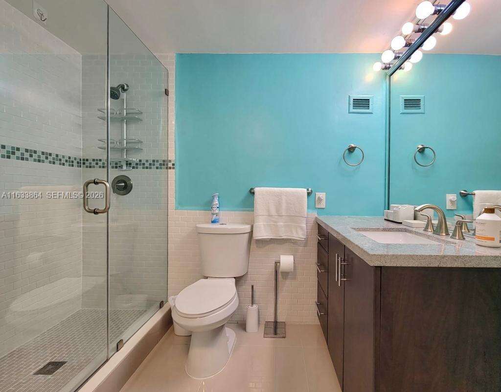Alexander Towers at 3505 Ocean Dr, Hollywood, FL 33019 - For Rent photo 16
