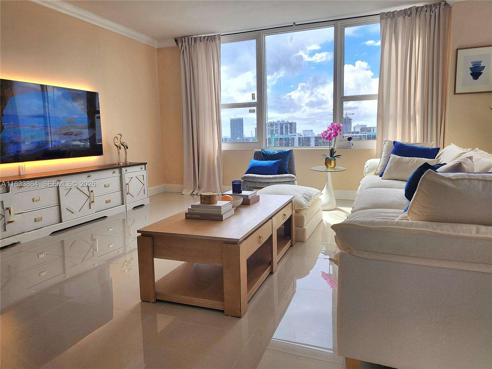 Alexander Towers at 3505 Ocean Dr, Hollywood, FL 33019 - For Rent photo 8