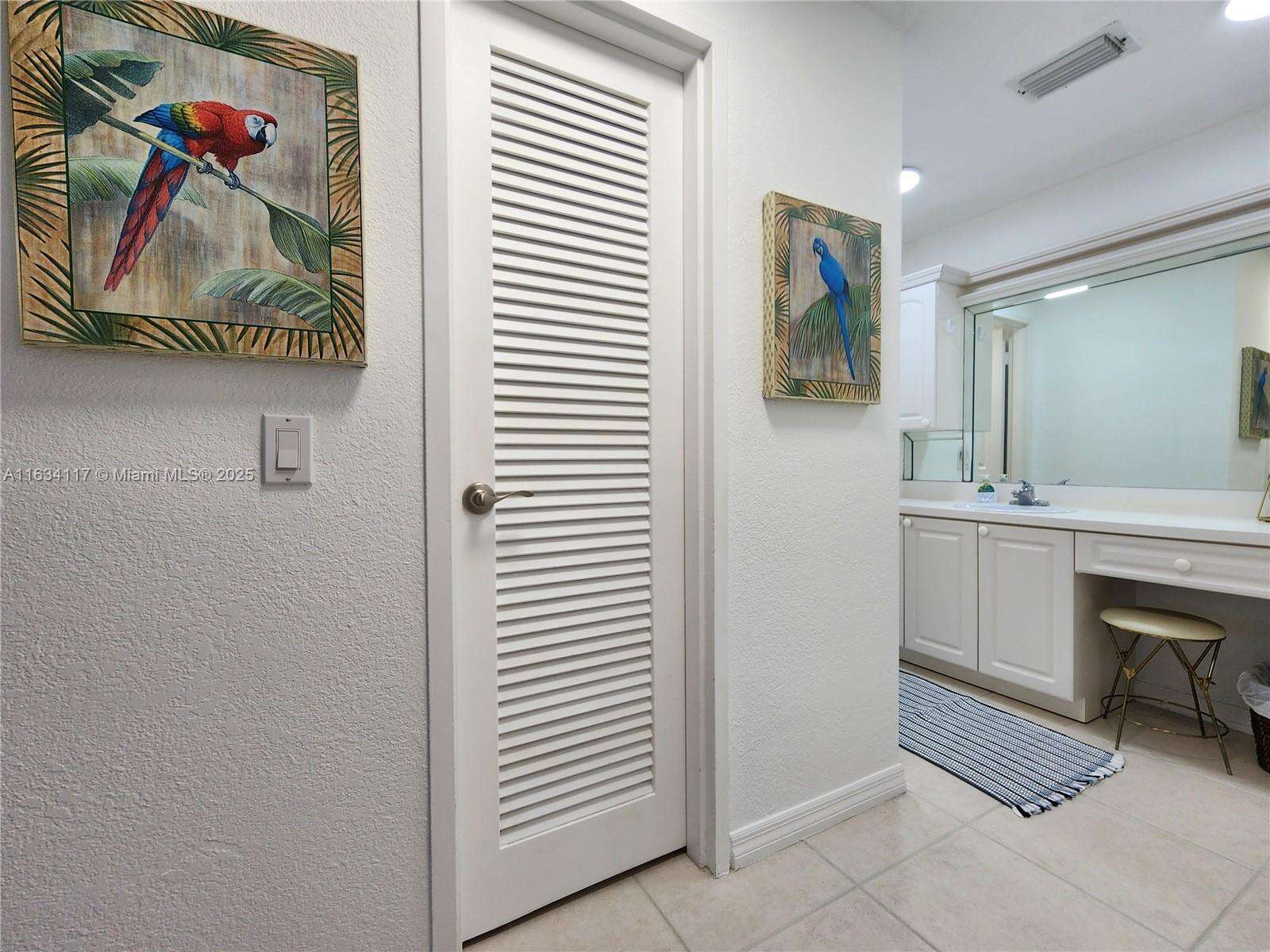 Alexander Towers at 3505 Ocean Dr, Hollywood, FL 33019 - For Rent photo 17