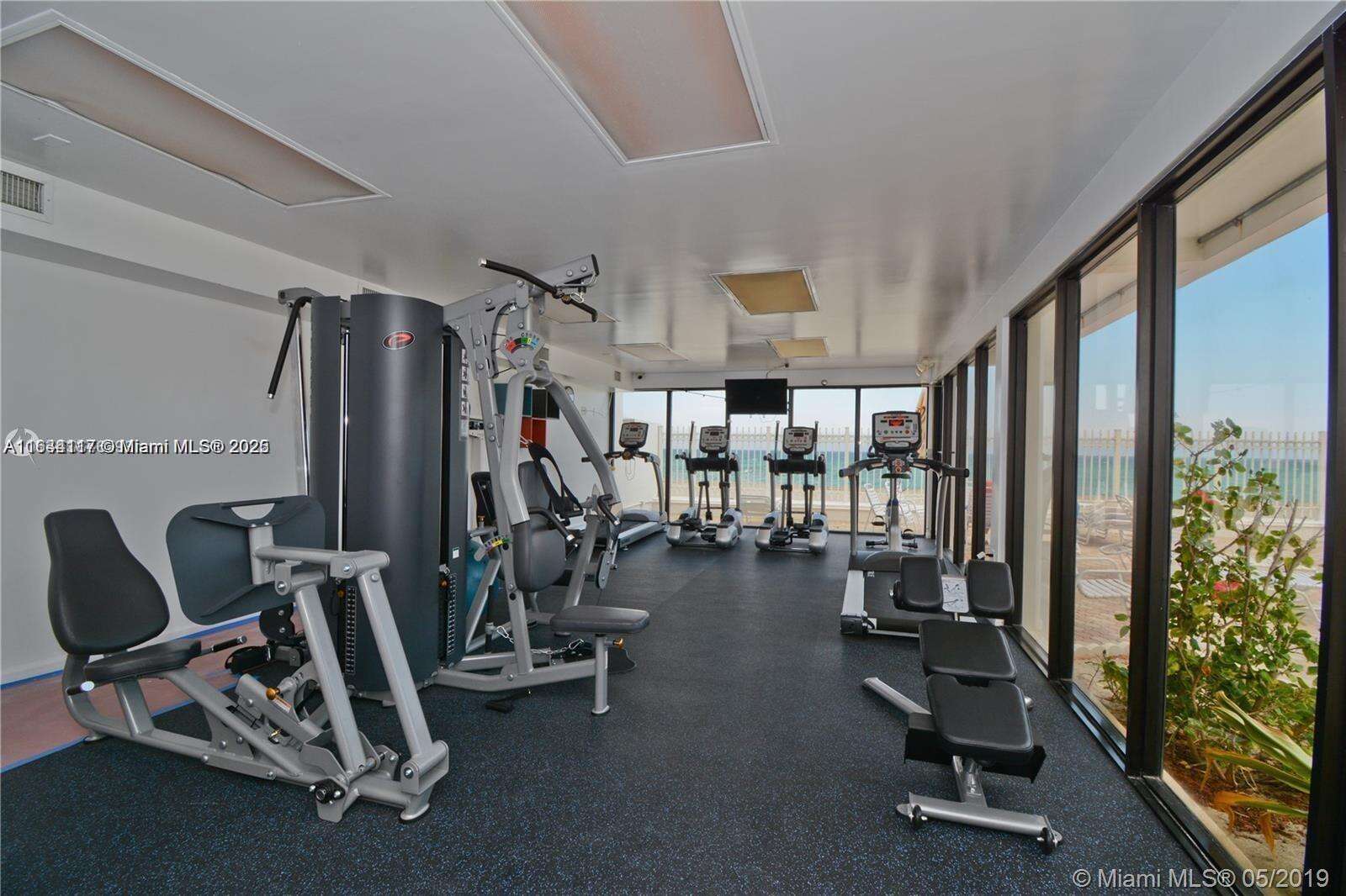 Alexander Towers at 3505 Ocean Dr, Hollywood, FL 33019 - For Rent photo 27