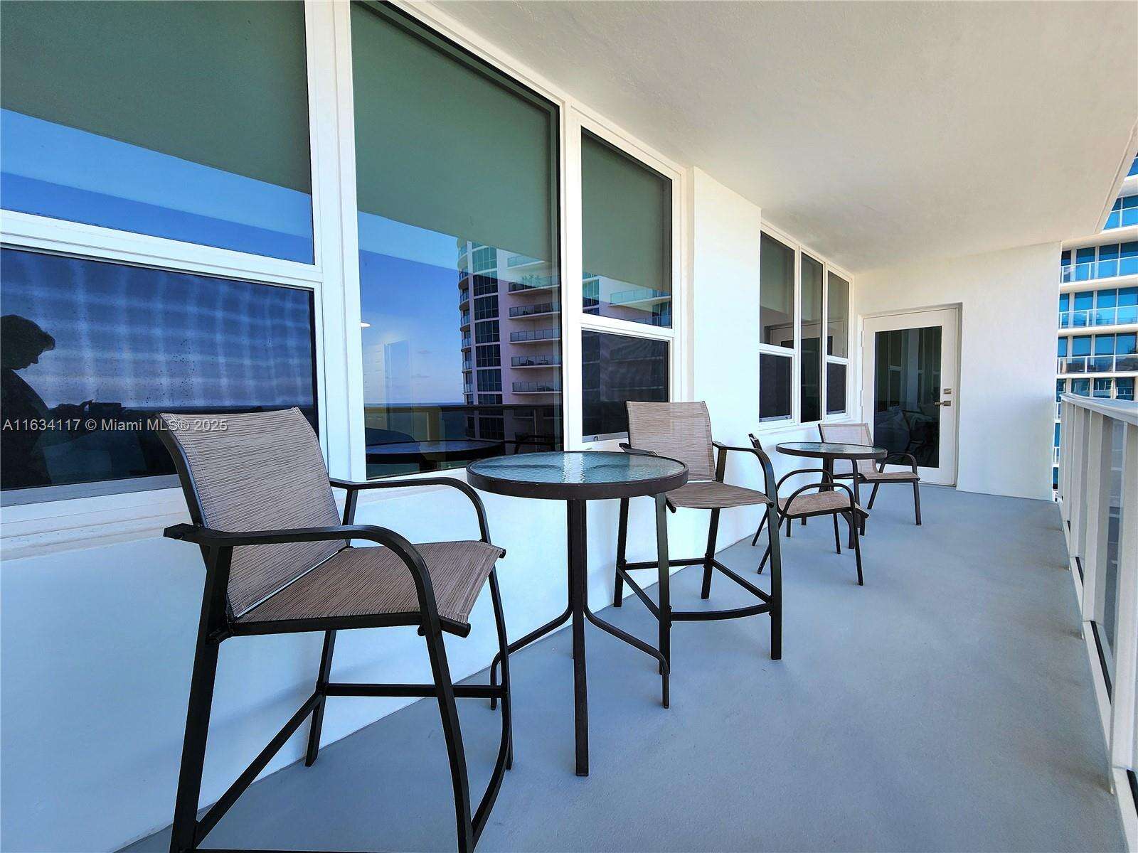 Alexander Towers at 3505 Ocean Dr, Hollywood, FL 33019 - For Rent photo 4
