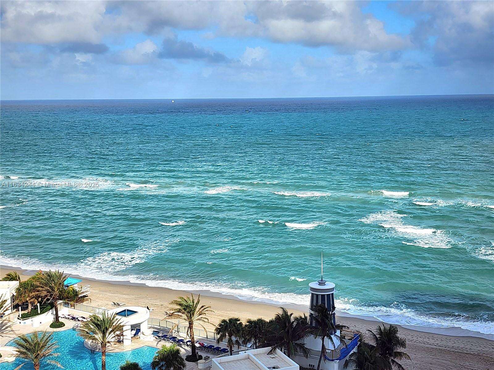Alexander Towers at 3505 Ocean Dr, Hollywood, FL 33019 - For Rent photo 11