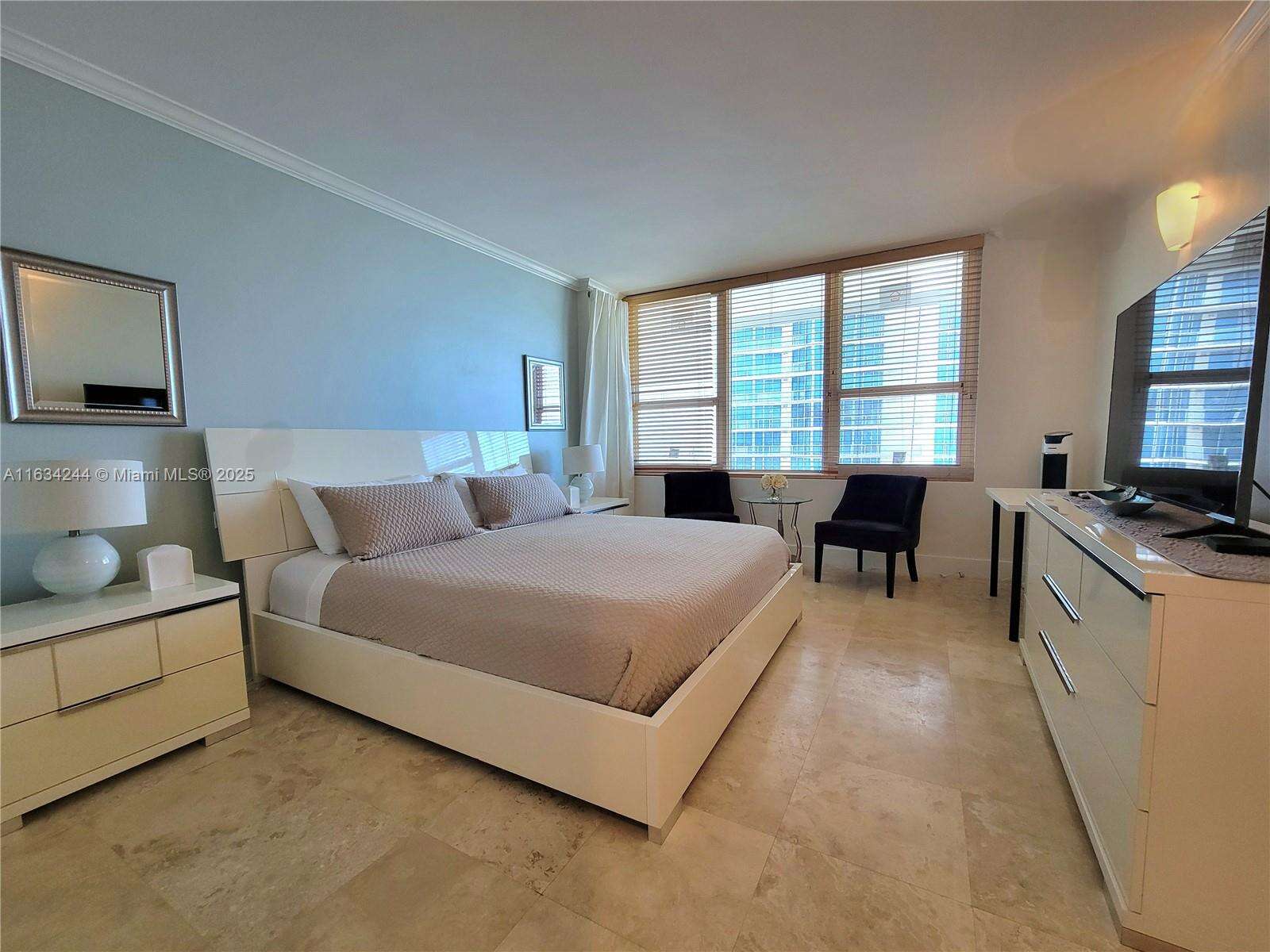 Alexander Towers at 3505 Ocean Dr, Hollywood, FL 33019 - For Rent photo 14