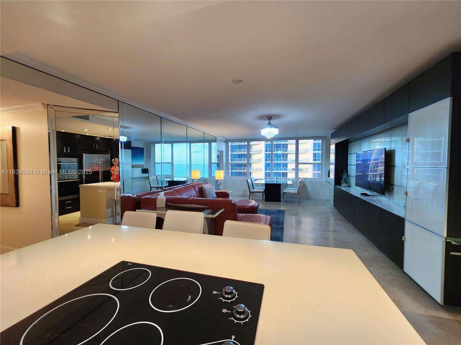 Alexander Towers at 3505 Ocean Dr, Hollywood, FL 33019 - For Rent photo 7