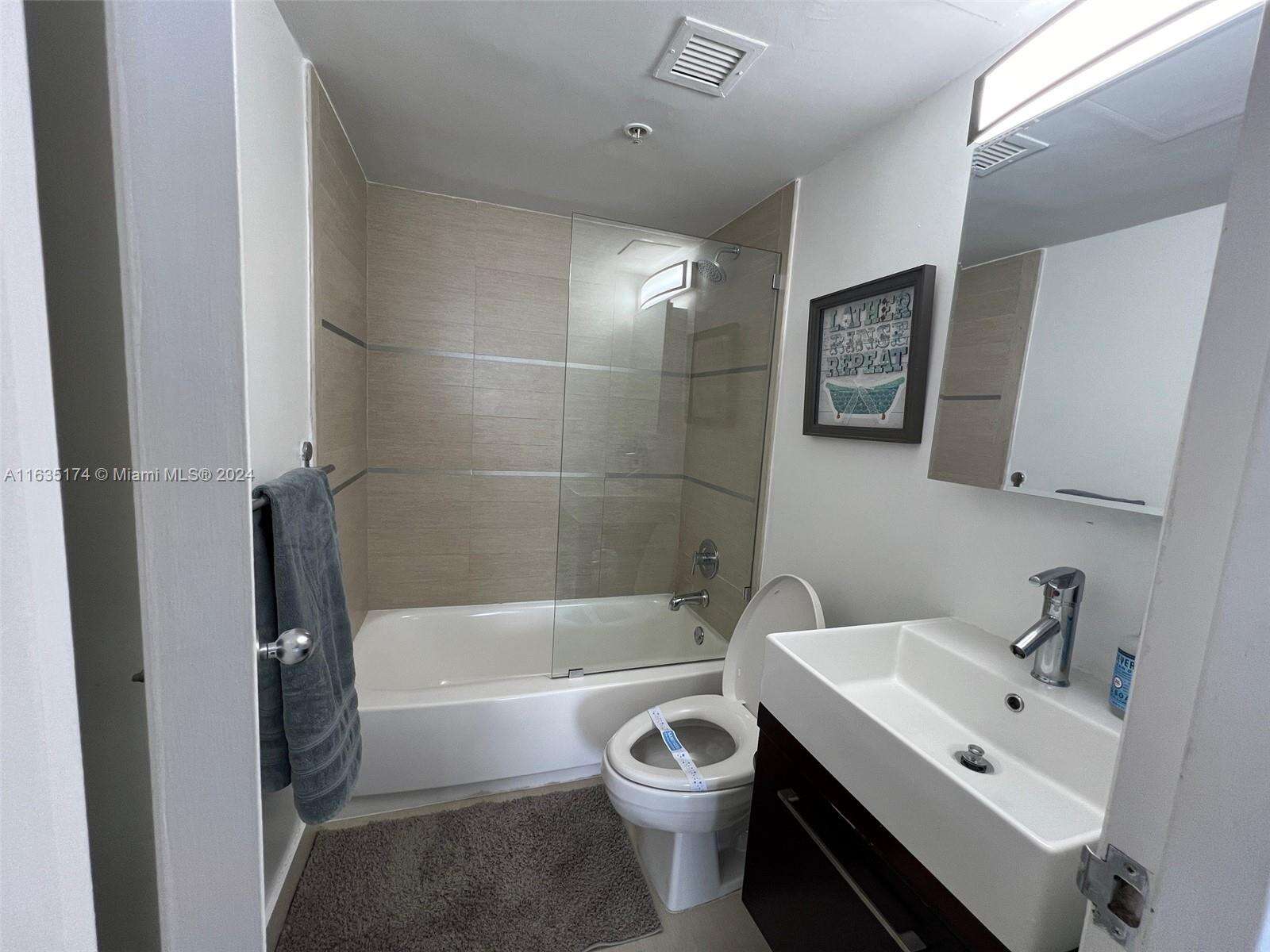 Flamingo South Beach at 1500 Bay Rd, Miami Beach, FL 33139 - For Rent photo 62