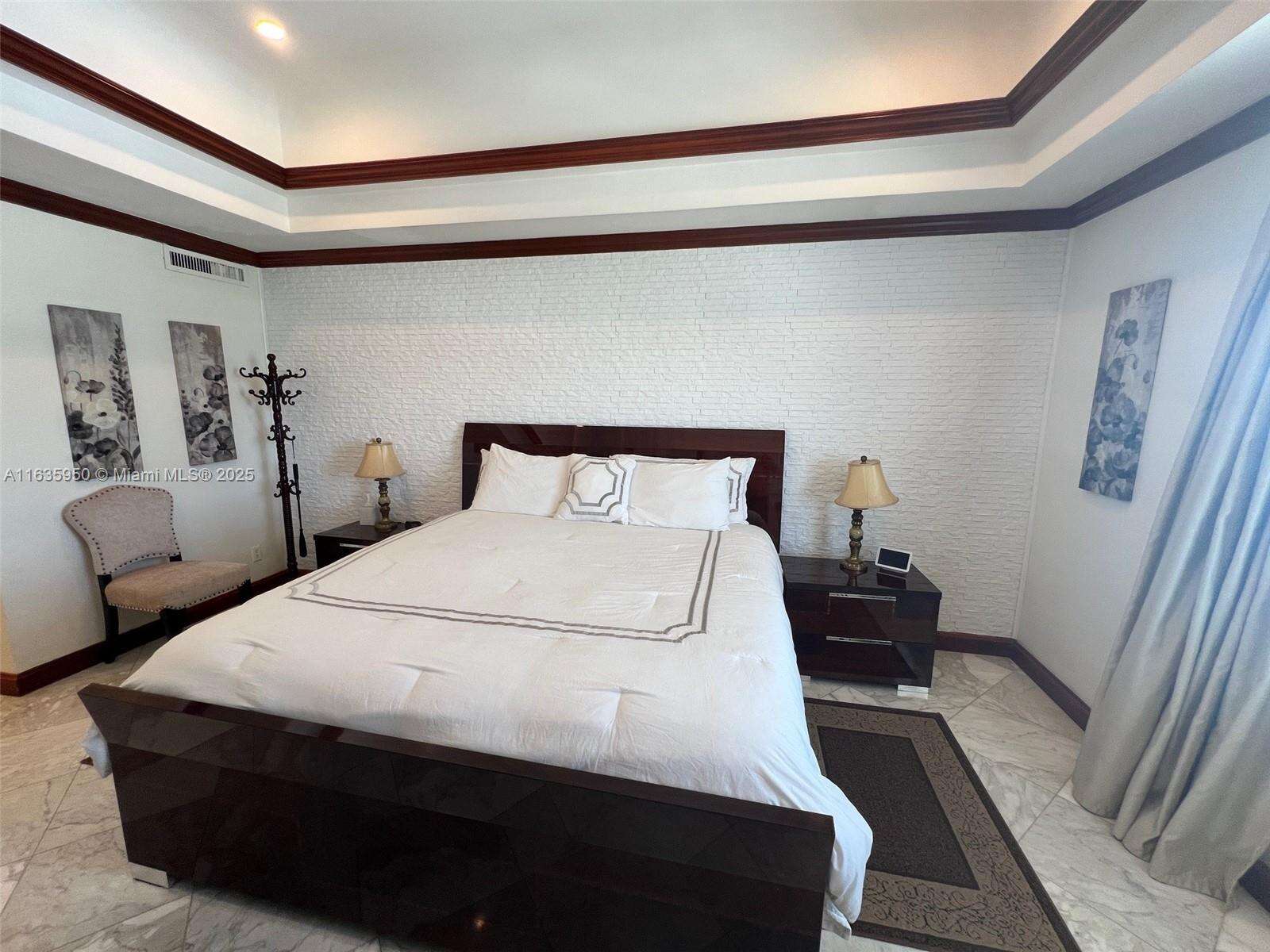 Decoplage at 100 Lincoln Rd, Miami Beach, FL 33139 - For Rent photo 18