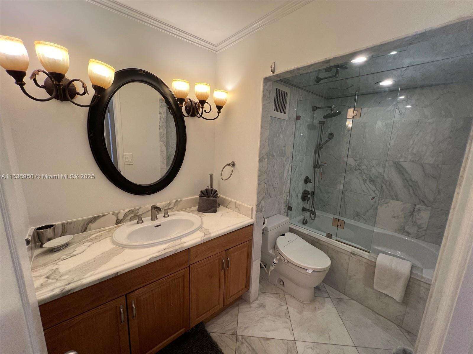 Decoplage at 100 Lincoln Rd, Miami Beach, FL 33139 - For Rent photo 20