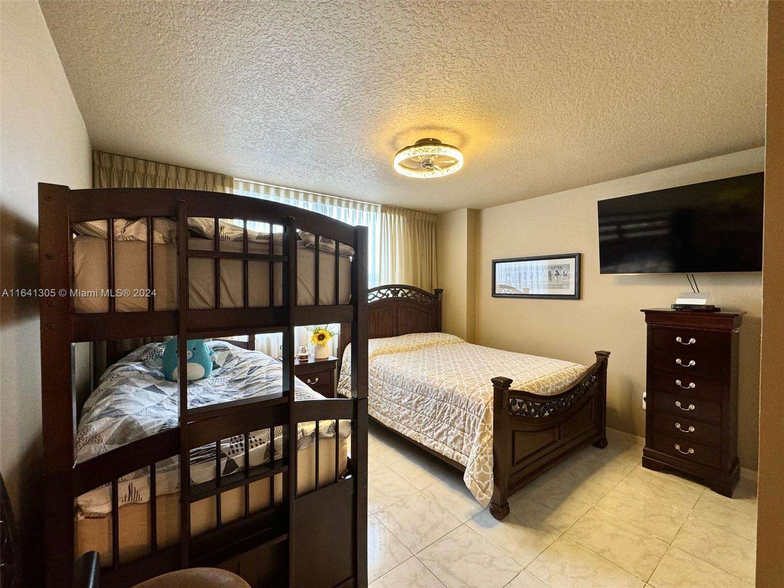 2080 Ocean Dr, Hallandale Beach, FL 33009 - For Rent photo 12