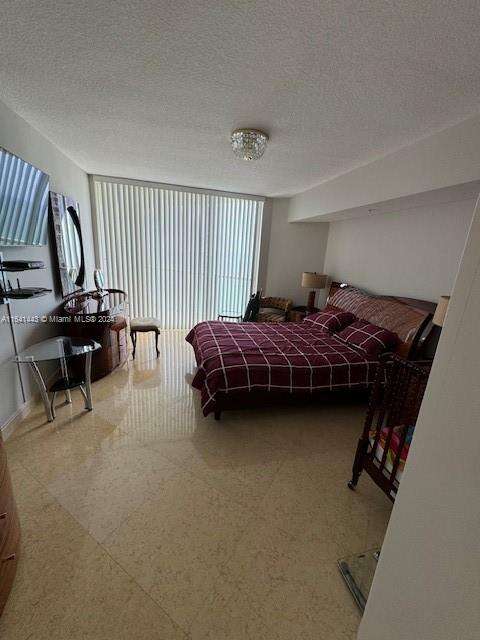 La Perla at 16699 Collins Ave, Sunny Isles Beach, FL 33160 - For Rent photo 13
