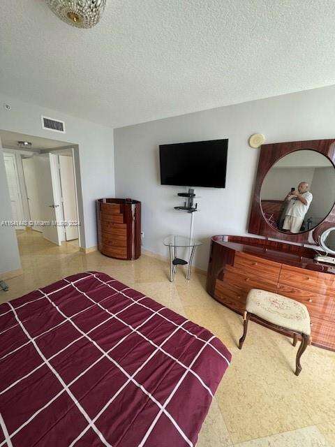 La Perla at 16699 Collins Ave, Sunny Isles Beach, FL 33160 - For Rent photo 16