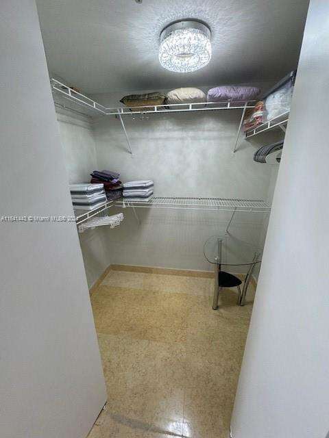La Perla at 16699 Collins Ave, Sunny Isles Beach, FL 33160 - For Rent photo 23