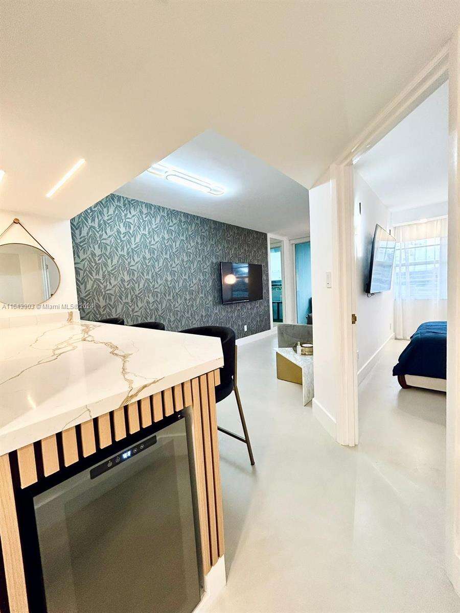 Decoplage at 100 Lincoln Rd, Miami Beach, FL 33139 - For Rent photo 9