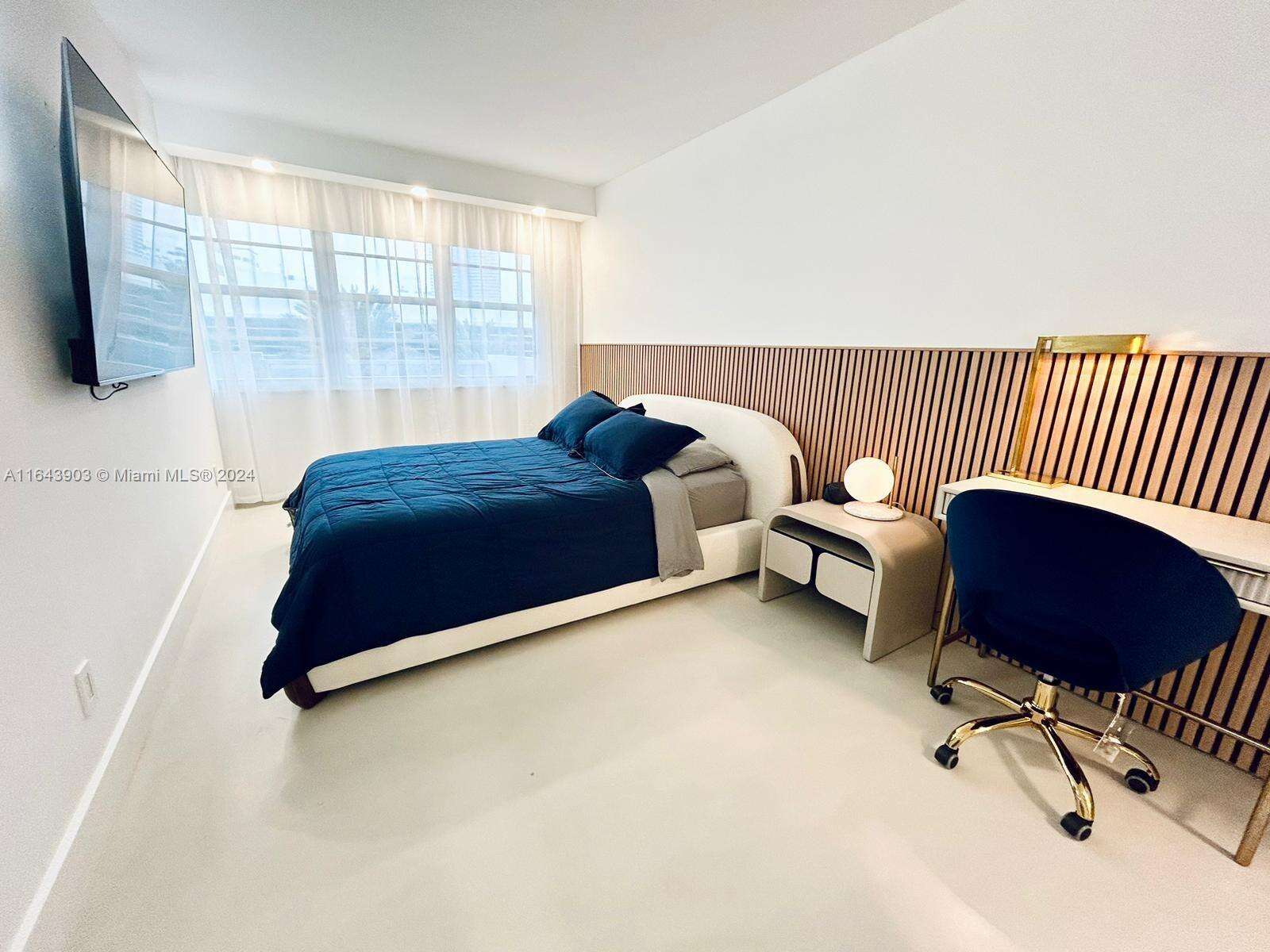 Decoplage at 100 Lincoln Rd, Miami Beach, FL 33139 - For Rent photo 10