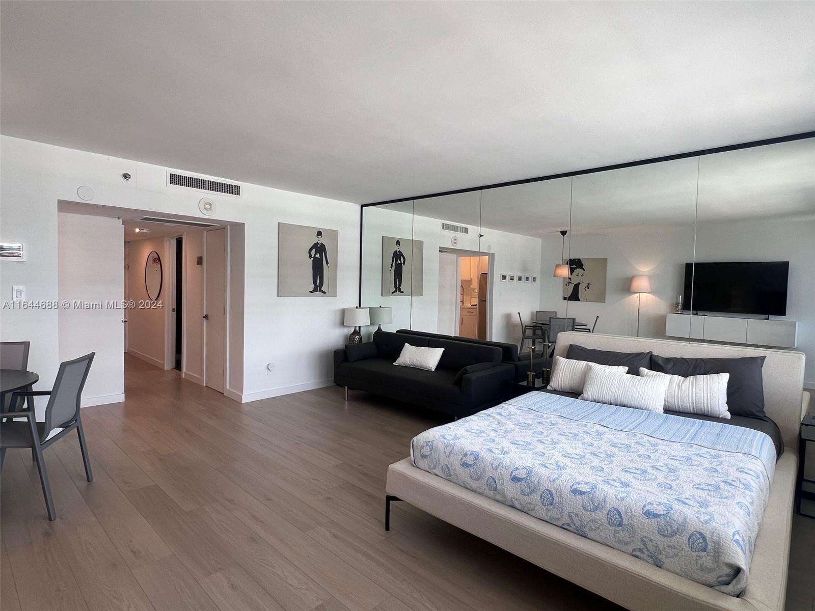 Decoplage at 100 Lincoln Rd, Miami Beach, FL 33139 - For Rent photo 2
