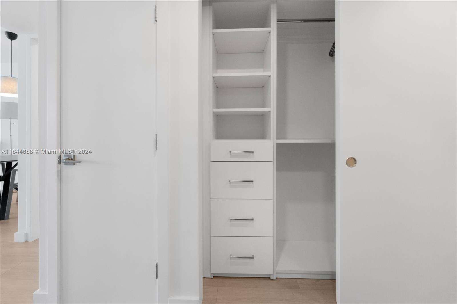 Decoplage at 100 Lincoln Rd, Miami Beach, FL 33139 - For Rent photo 10