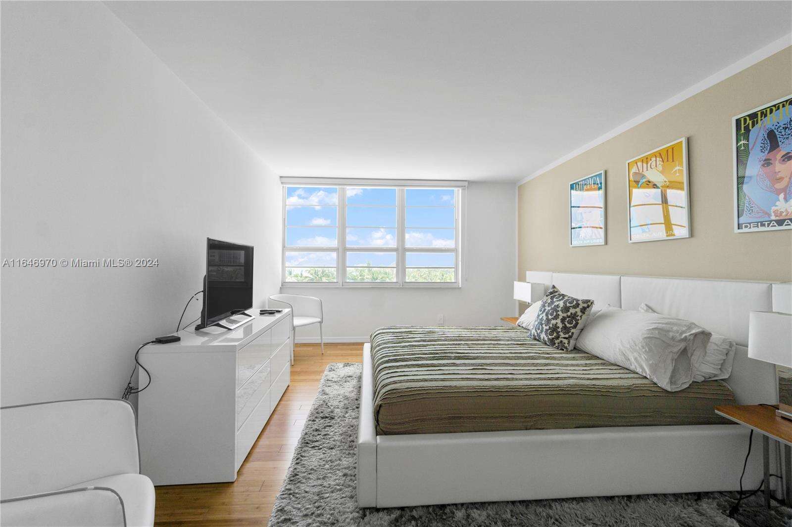 Decoplage at 100 Lincoln Rd, Miami Beach, FL 33139 - For Rent photo 14