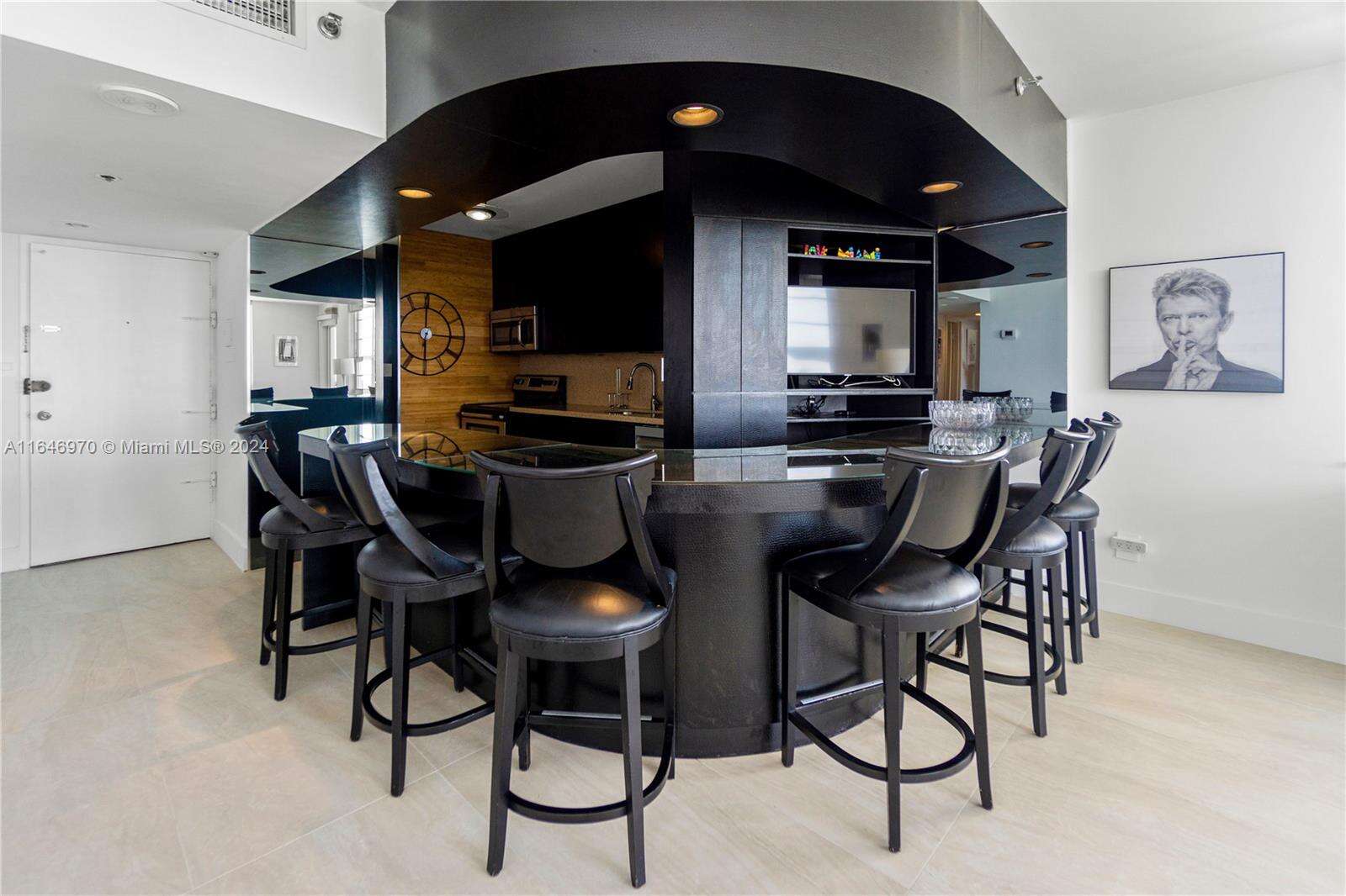 Decoplage at 100 Lincoln Rd, Miami Beach, FL 33139 - For Rent photo 5