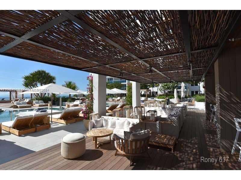 Roney Palace at 2301 Collins Ave, Miami Beach, FL 33139 - For Rent photo 7