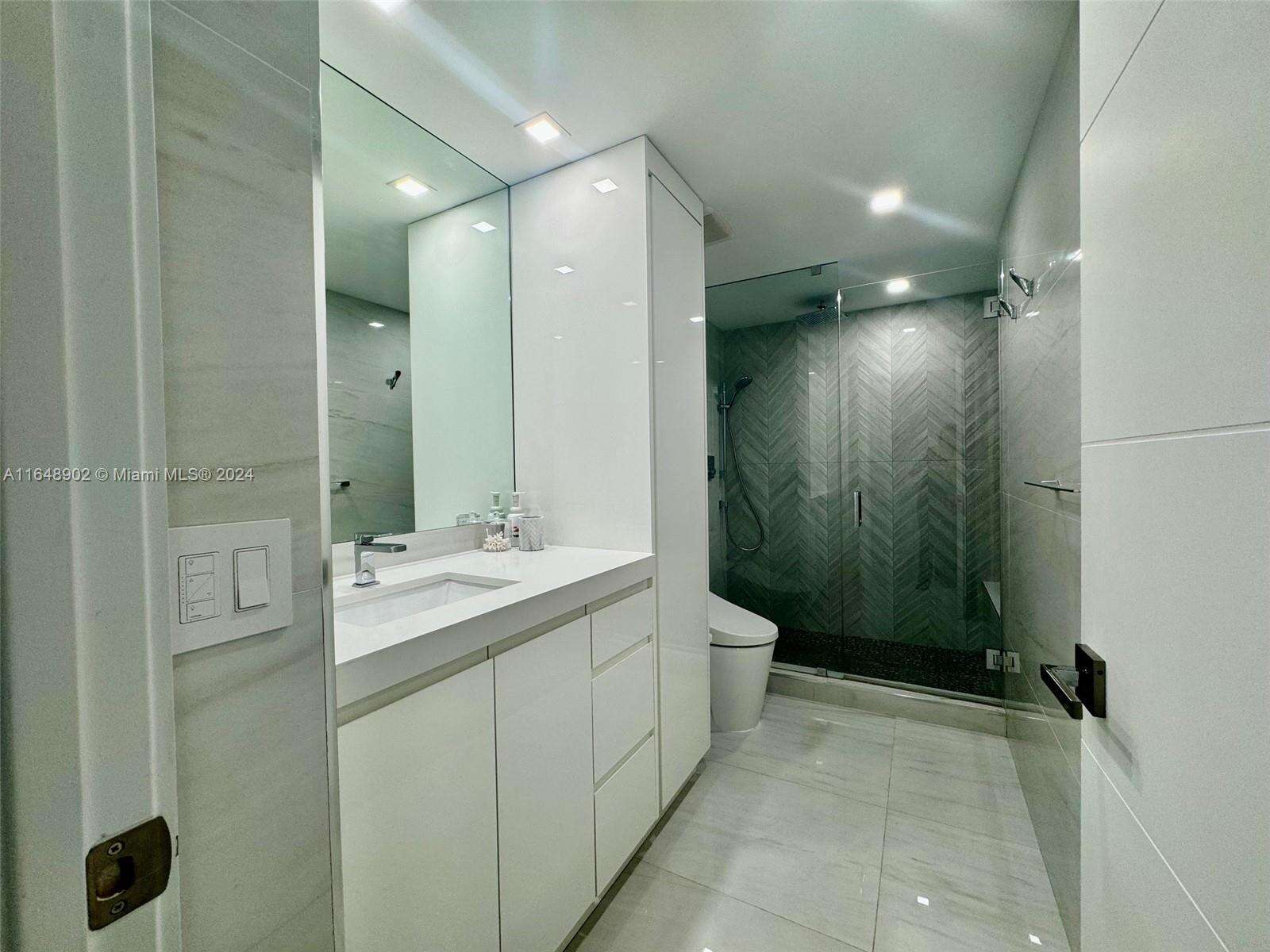 Balmoral at 9801 Collins Ave, Bal Harbour, FL 33154 - For Rent photo 22
