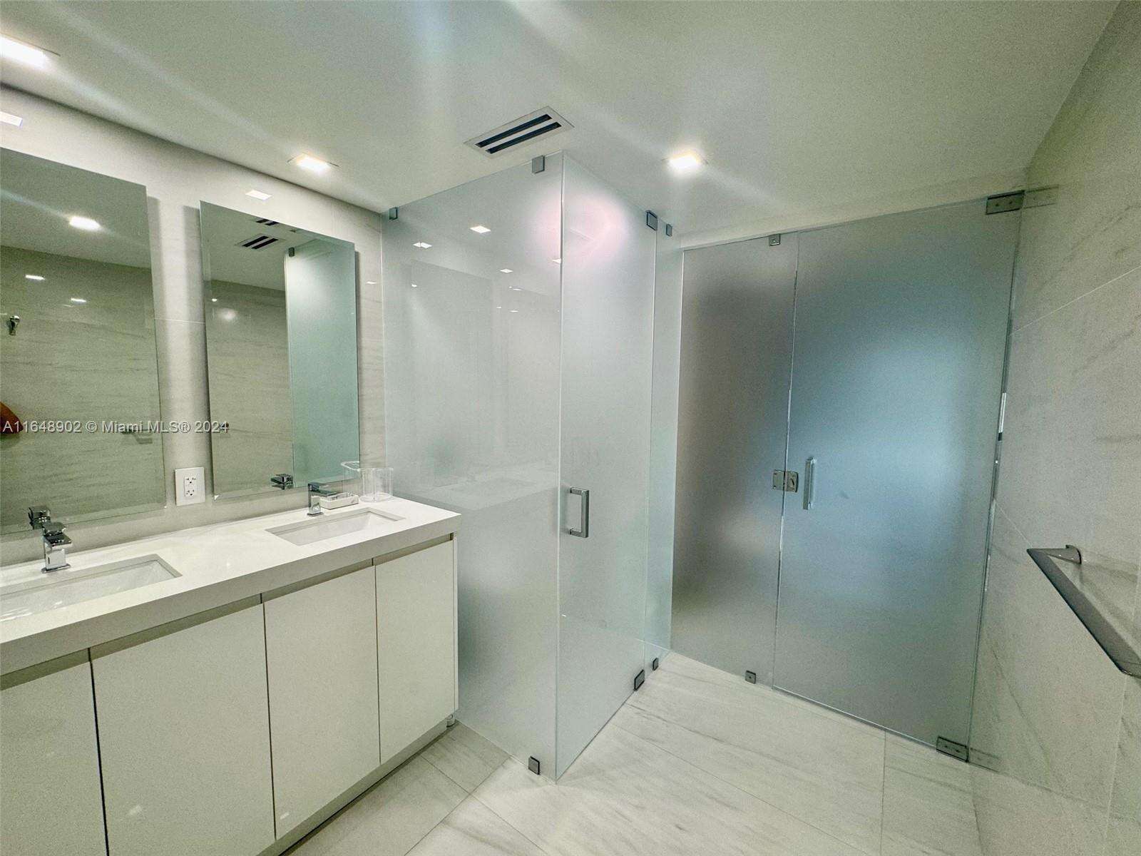 Balmoral at 9801 Collins Ave, Bal Harbour, FL 33154 - For Rent photo 29