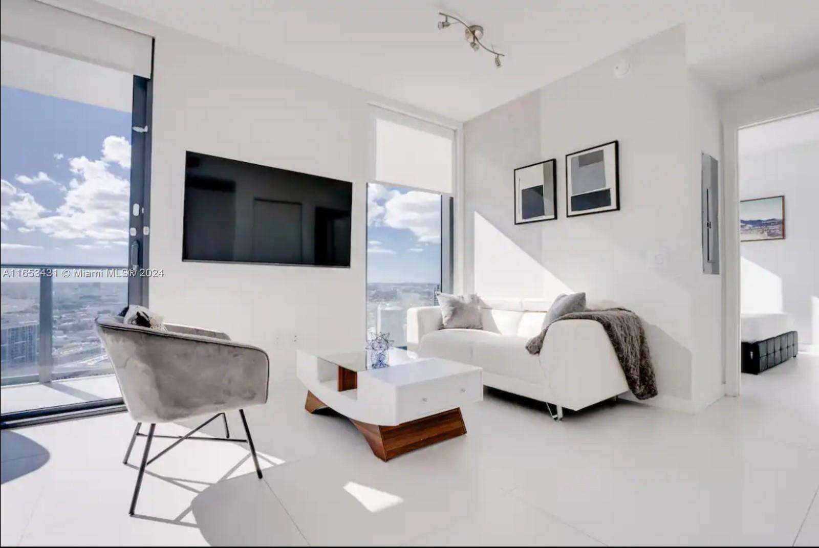 Paraiso Bayviews at 501 31 St, Miami, FL 33137 - For Rent photo 1
