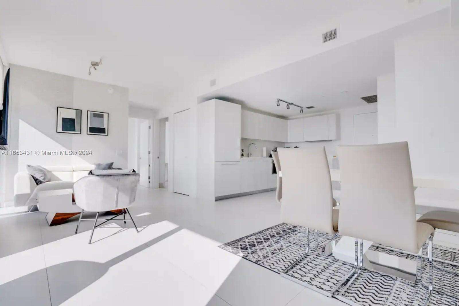 Paraiso Bayviews at 501 31 St, Miami, FL 33137 - For Rent photo 7