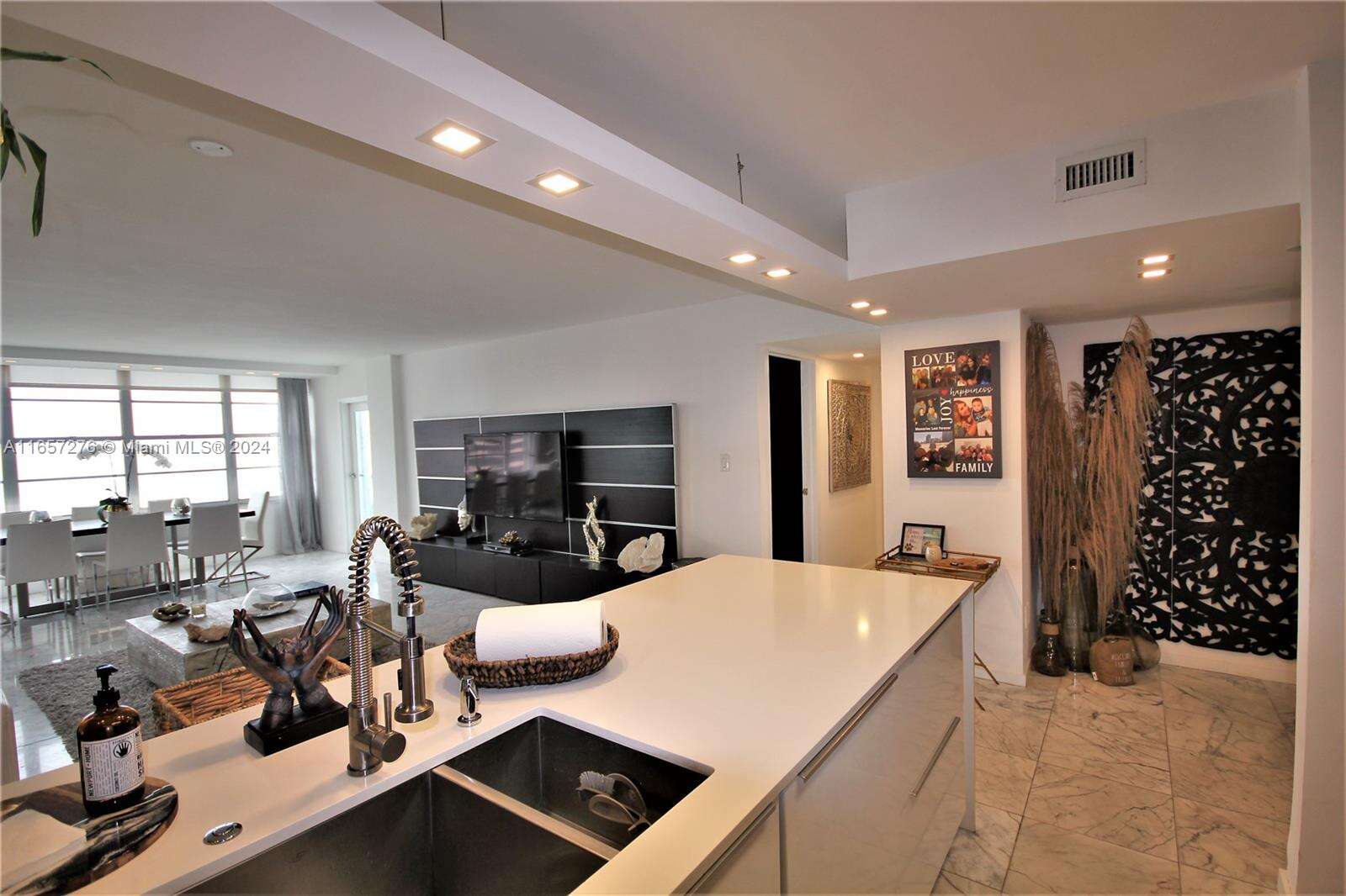 Seacoast 5151 at 5151 Collins Ave, Miami Beach, FL 33140 - For Rent photo 2