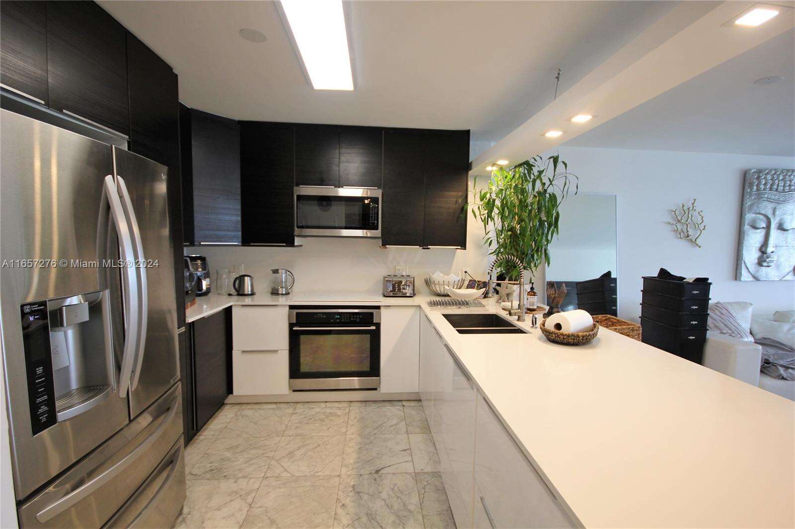 Seacoast 5151 at 5151 Collins Ave, Miami Beach, FL 33140 - For Rent photo 4