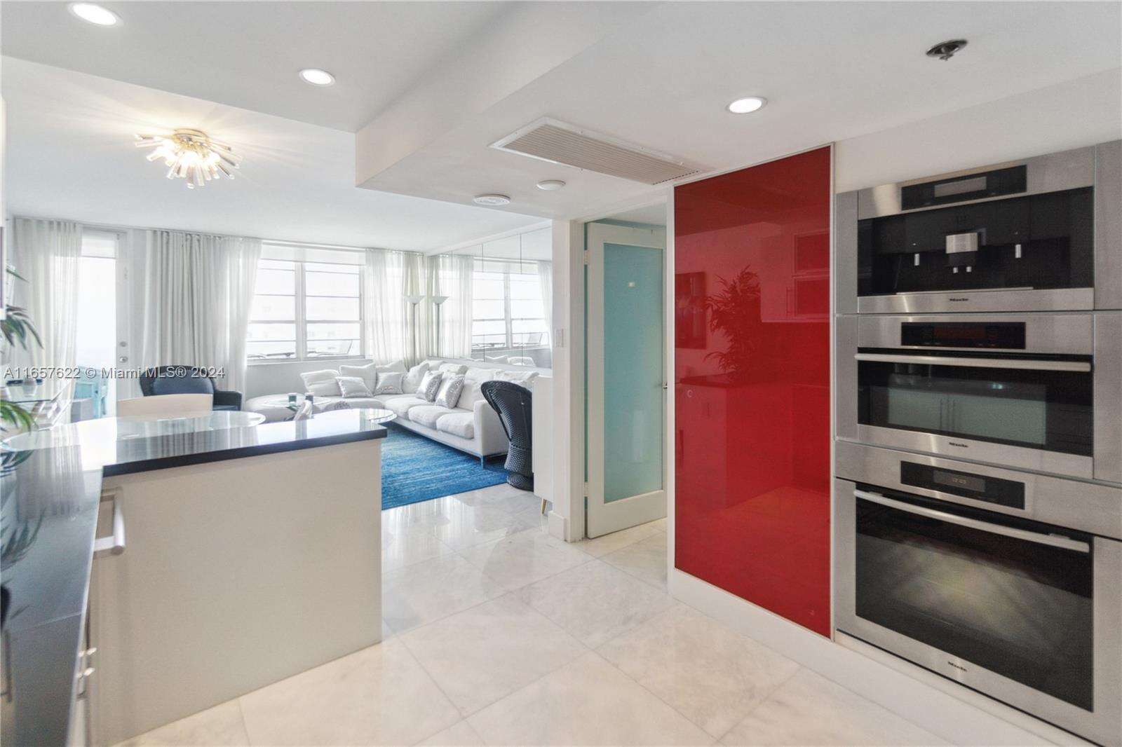 Decoplage at 100 Lincoln Rd, Miami Beach, FL 33139 - For Rent photo 9