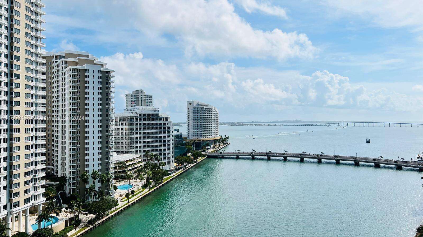 Icon Brickell 2 at 495 Brickell Ave, Miami, FL 33131 - For Rent photo 1