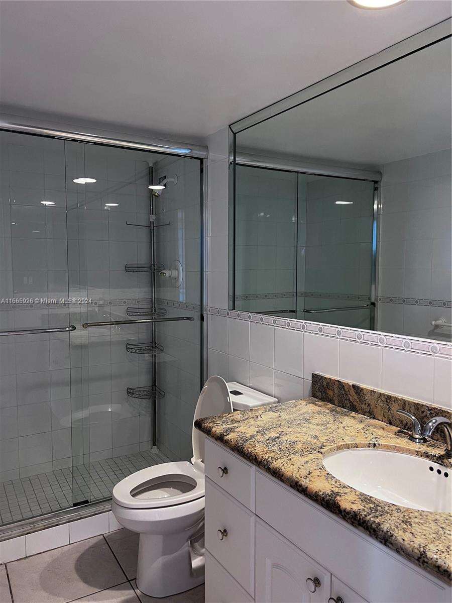 Seacoast 5151 at 5161 Collins Ave, Miami Beach, FL 33140 - For Rent photo 22