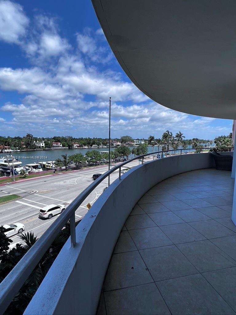 Seacoast 5151 at 5161 Collins Ave, Miami Beach, FL 33140 - For Rent photo 11