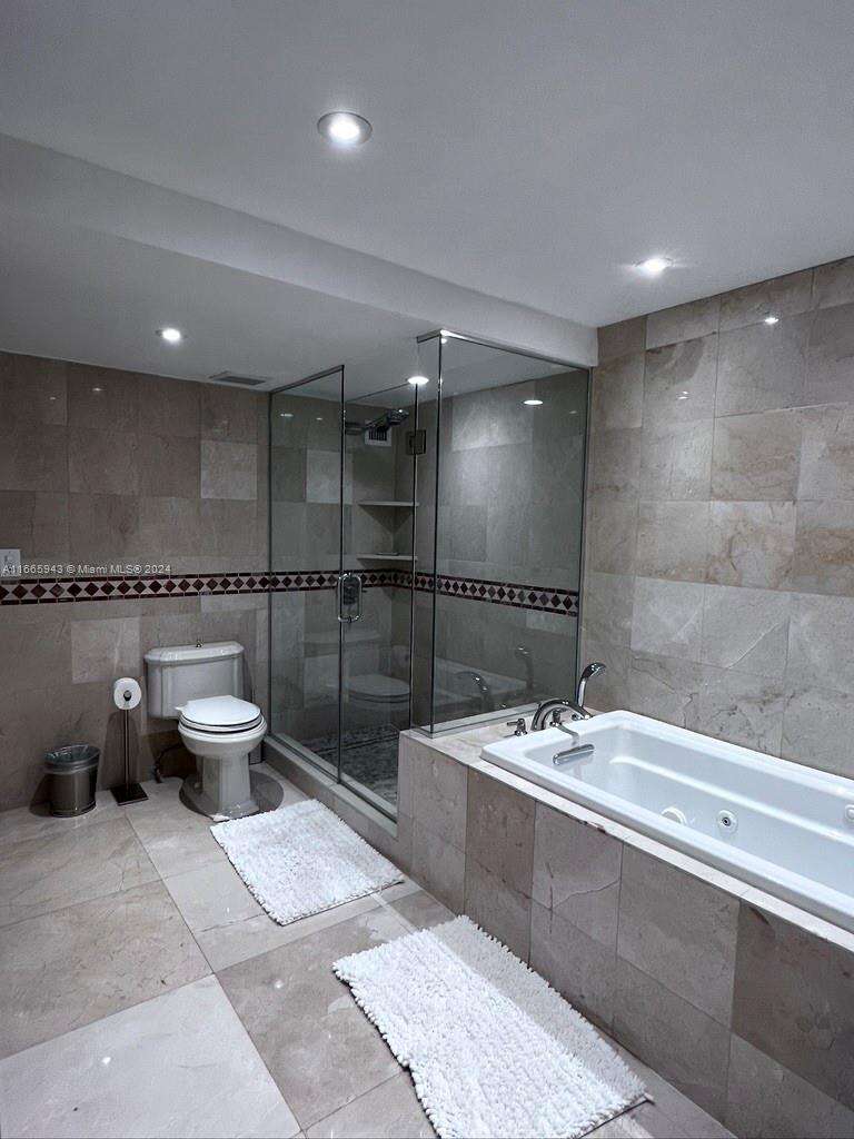 Seacoast 5151 at 5161 Collins Ave, Miami Beach, FL 33140 - For Rent photo 24