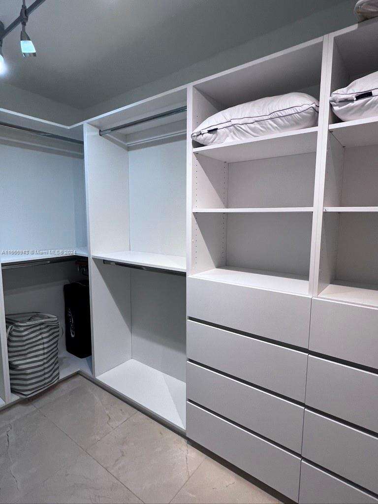 Seacoast 5151 at 5161 Collins Ave, Miami Beach, FL 33140 - For Rent photo 26
