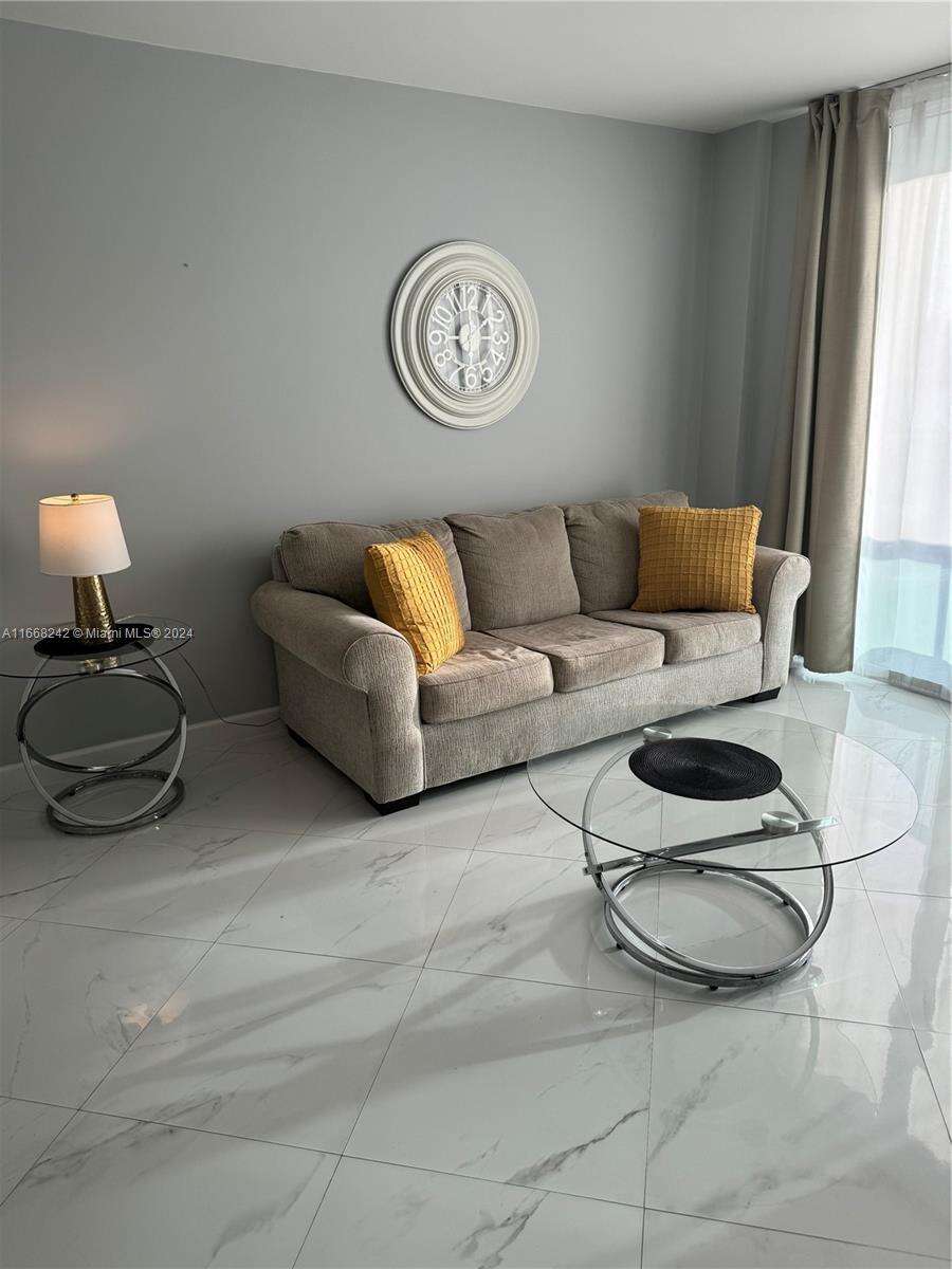 Ocean Reserve at 19370 Collins Ave, Sunny Isles Beach, FL 33160 - For Rent photo 12