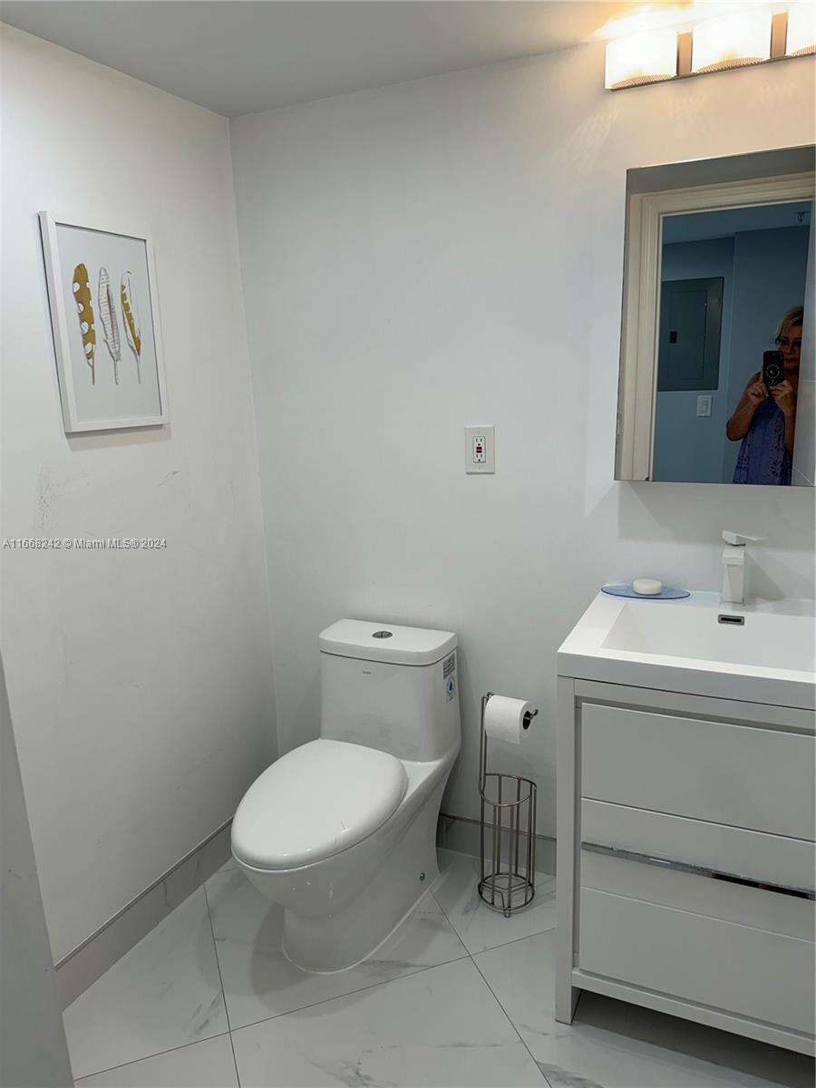 Ocean Reserve at 19370 Collins Ave, Sunny Isles Beach, FL 33160 - For Rent photo 6