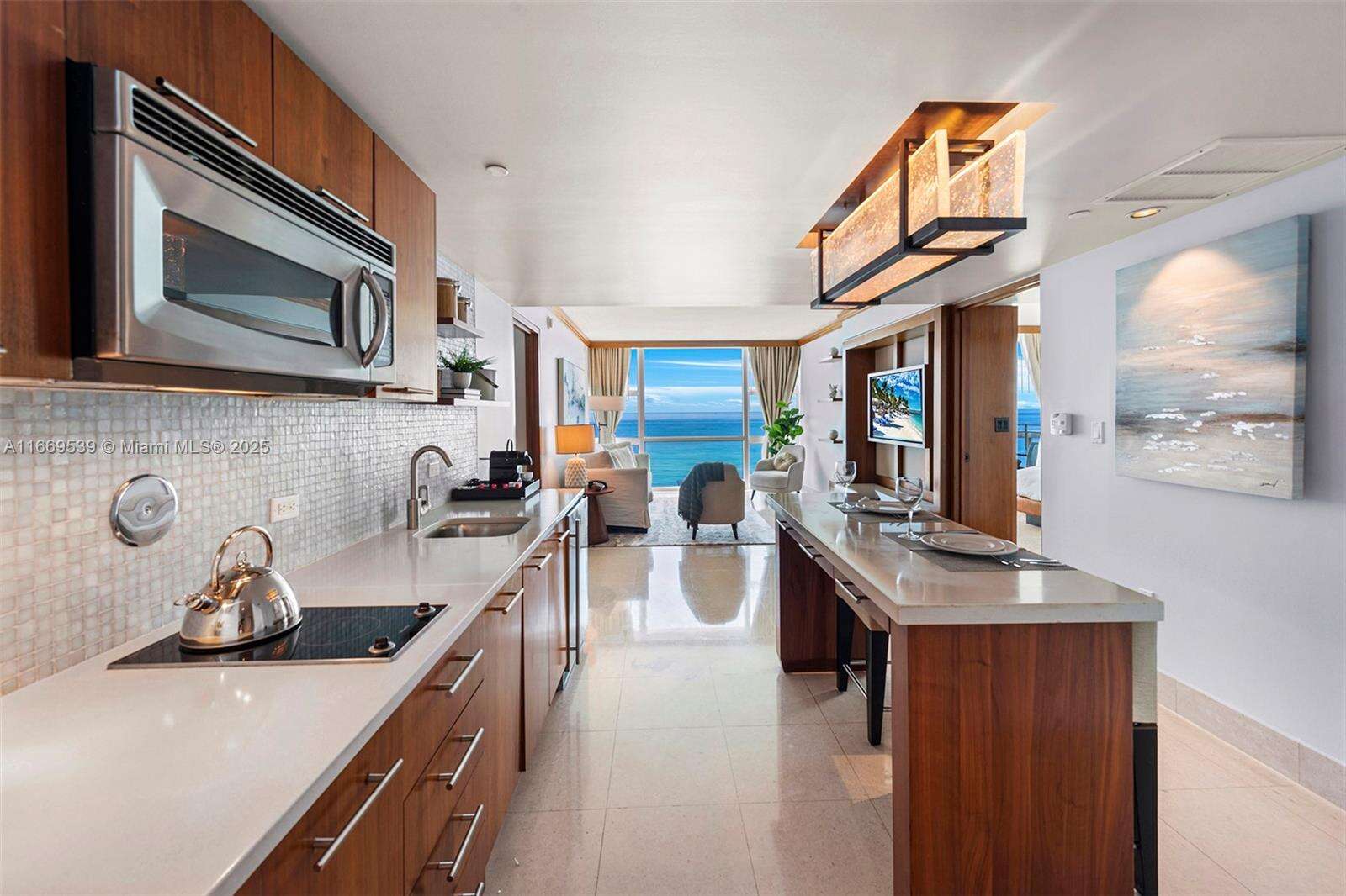 Central Carillon at Miami Beach, FL 33141 - For Rent photo 3