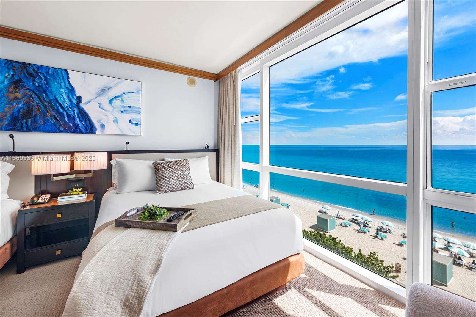 Central Carillon at Miami Beach, FL 33141 - For Rent photo 24