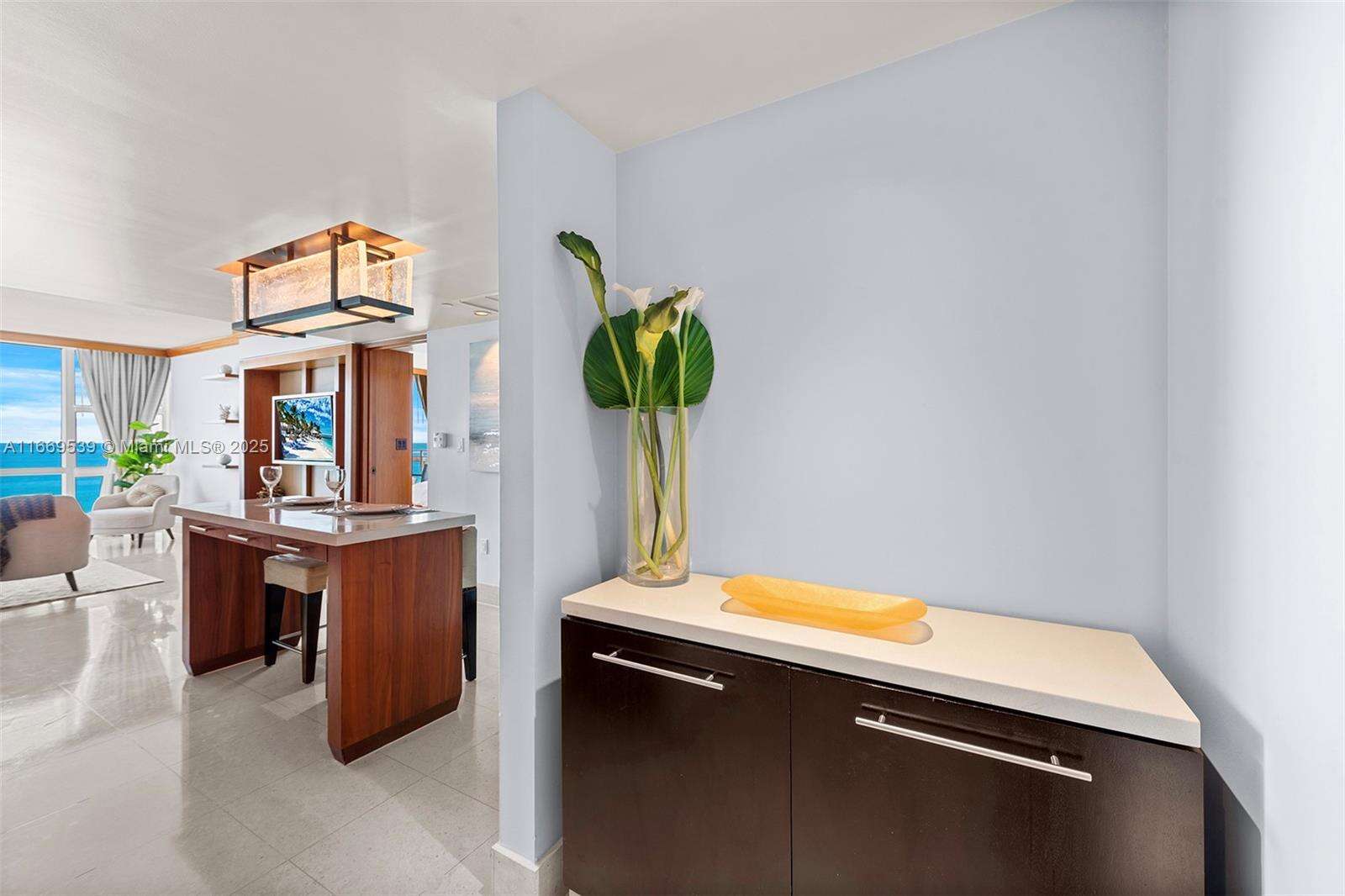 Central Carillon at Miami Beach, FL 33141 - For Rent photo 34