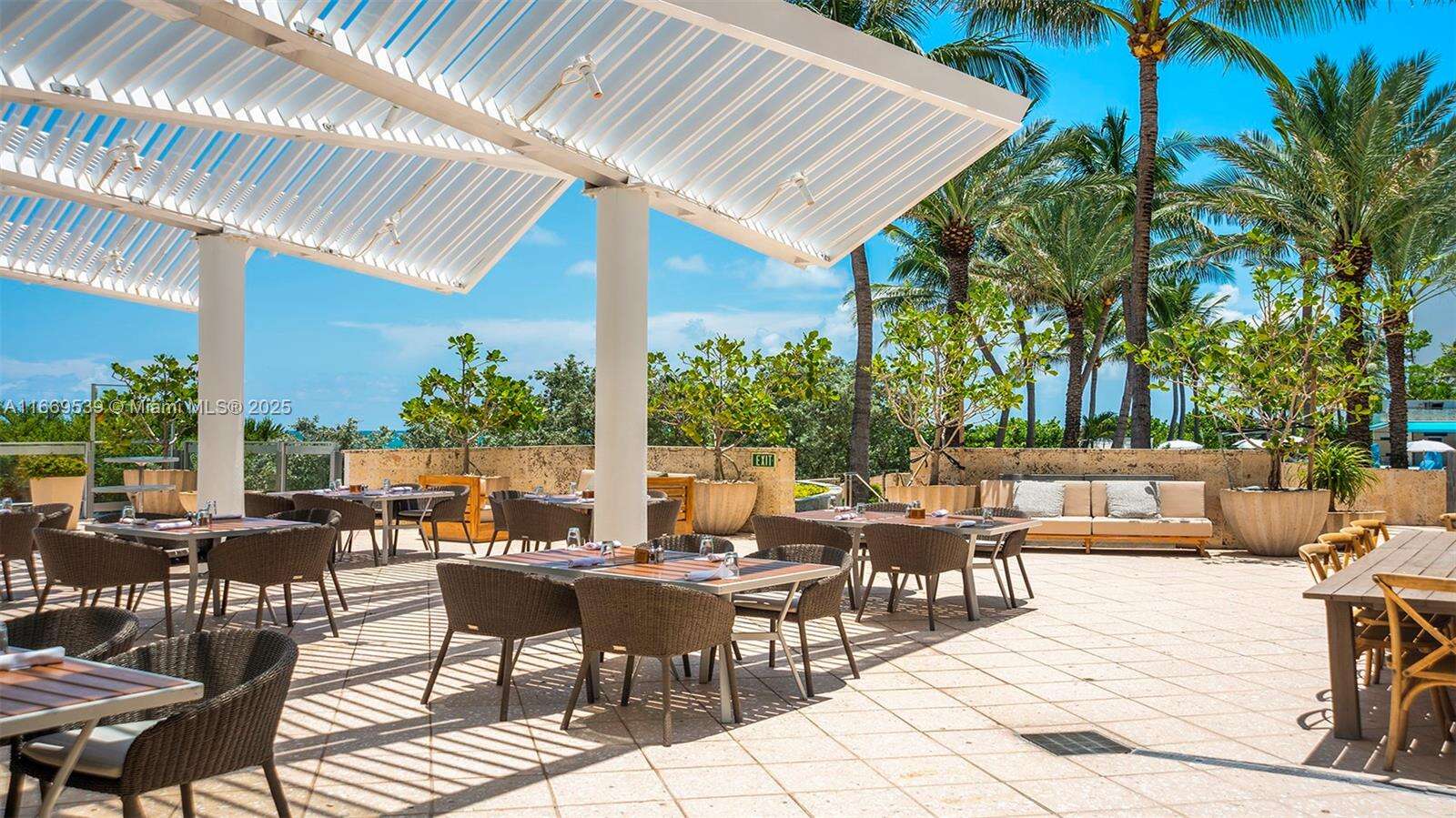 Central Carillon at Miami Beach, FL 33141 - For Rent photo 42
