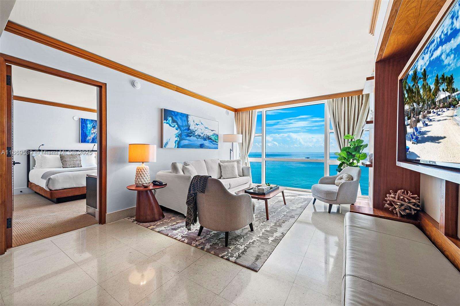 Central Carillon at Miami Beach, FL 33141 - For Rent photo 7