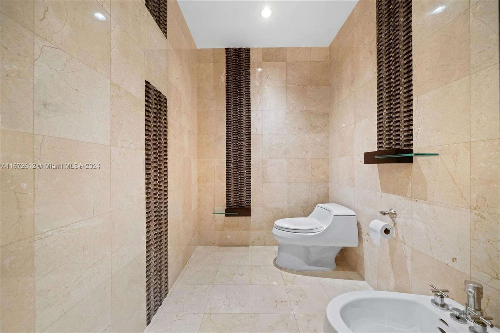 The Ritz Carlton Condos For Sale & Rent at 10295 Collins Ave, Bal Harbour, FL 33154 - For Rent photo 13