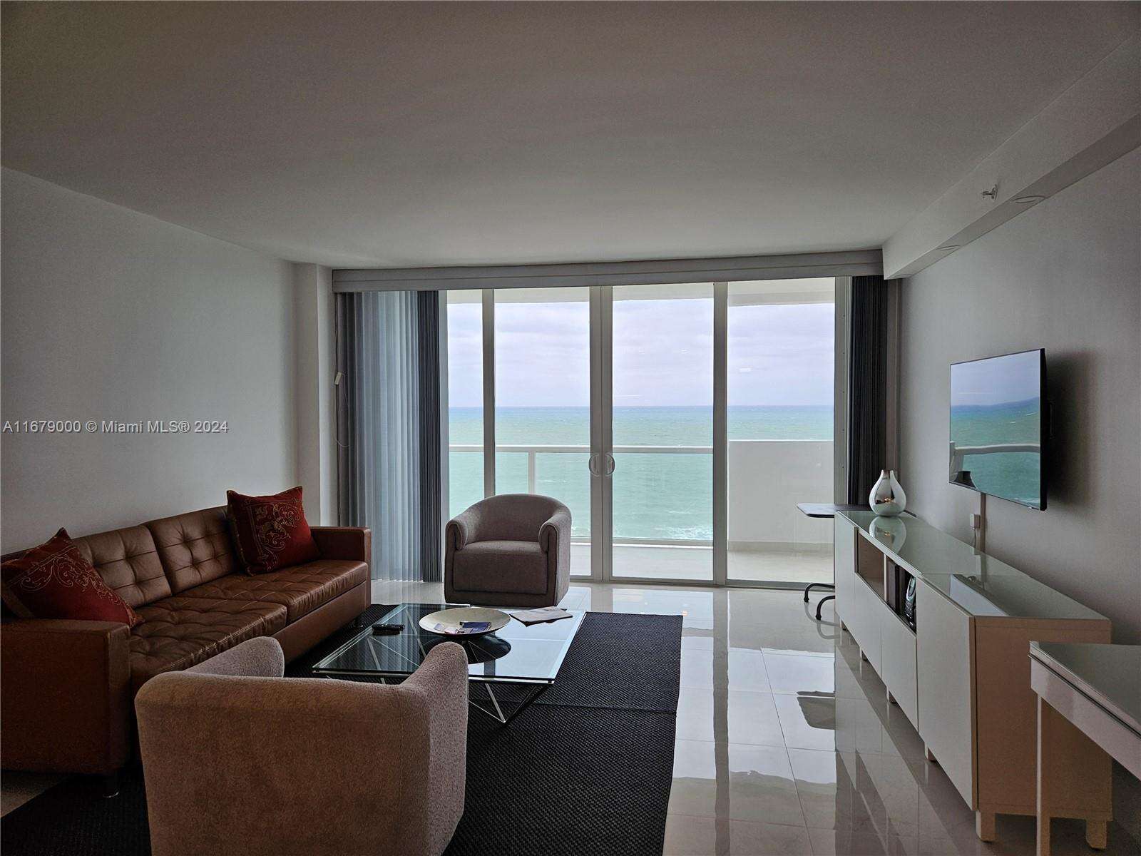 The Pavilion at 5601 Collins Ave, Miami Beach, FL 33140 - For Rent photo 2