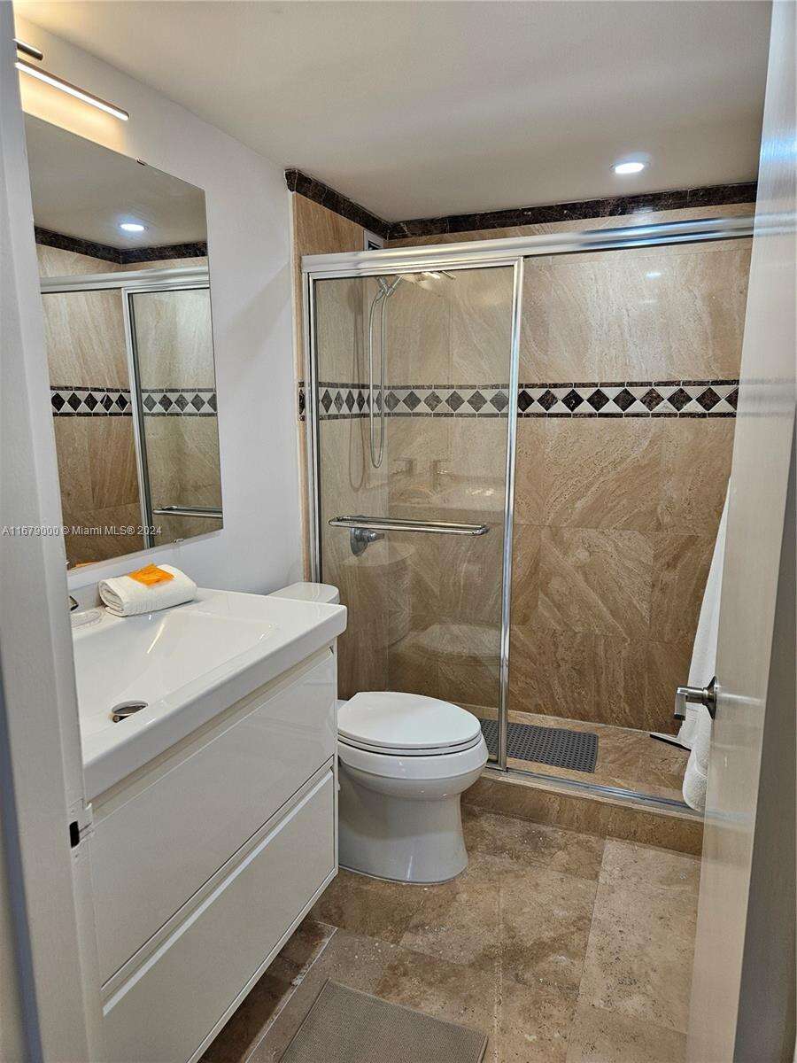 The Pavilion at 5601 Collins Ave, Miami Beach, FL 33140 - For Rent photo 11