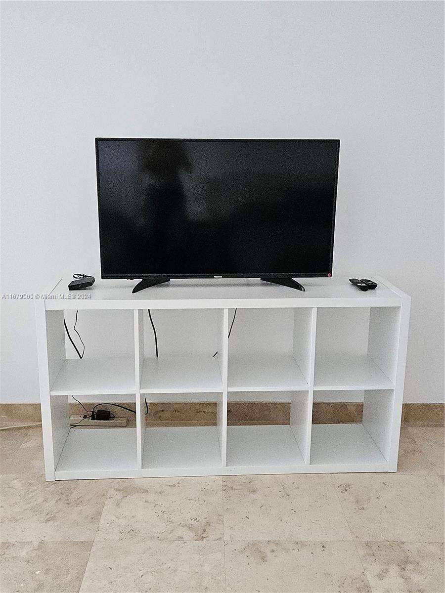 The Pavilion at 5601 Collins Ave, Miami Beach, FL 33140 - For Rent photo 14
