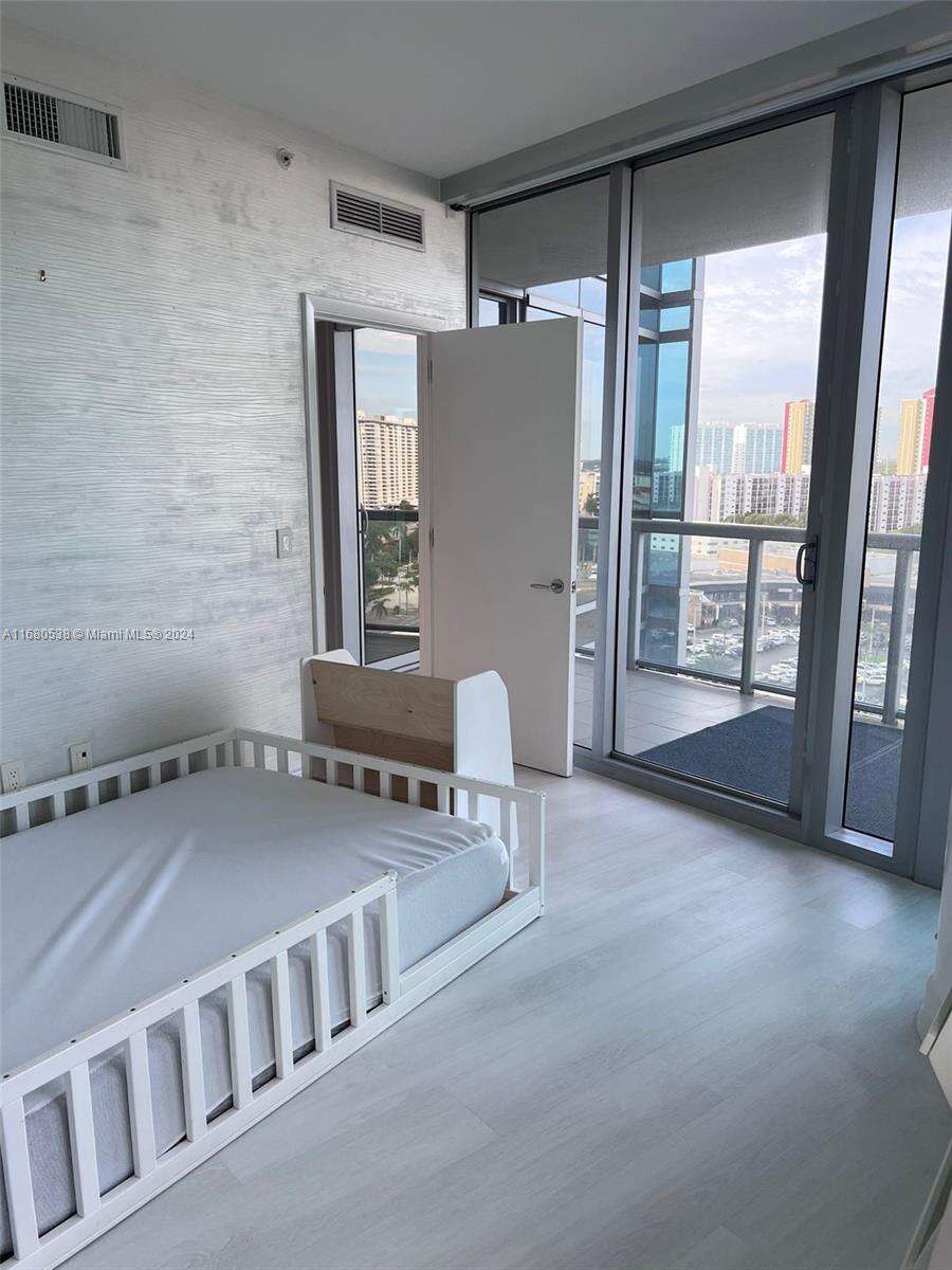Jade Ocean at 17121 Collins Ave, Sunny Isles Beach, FL 33160 - For Rent photo 12