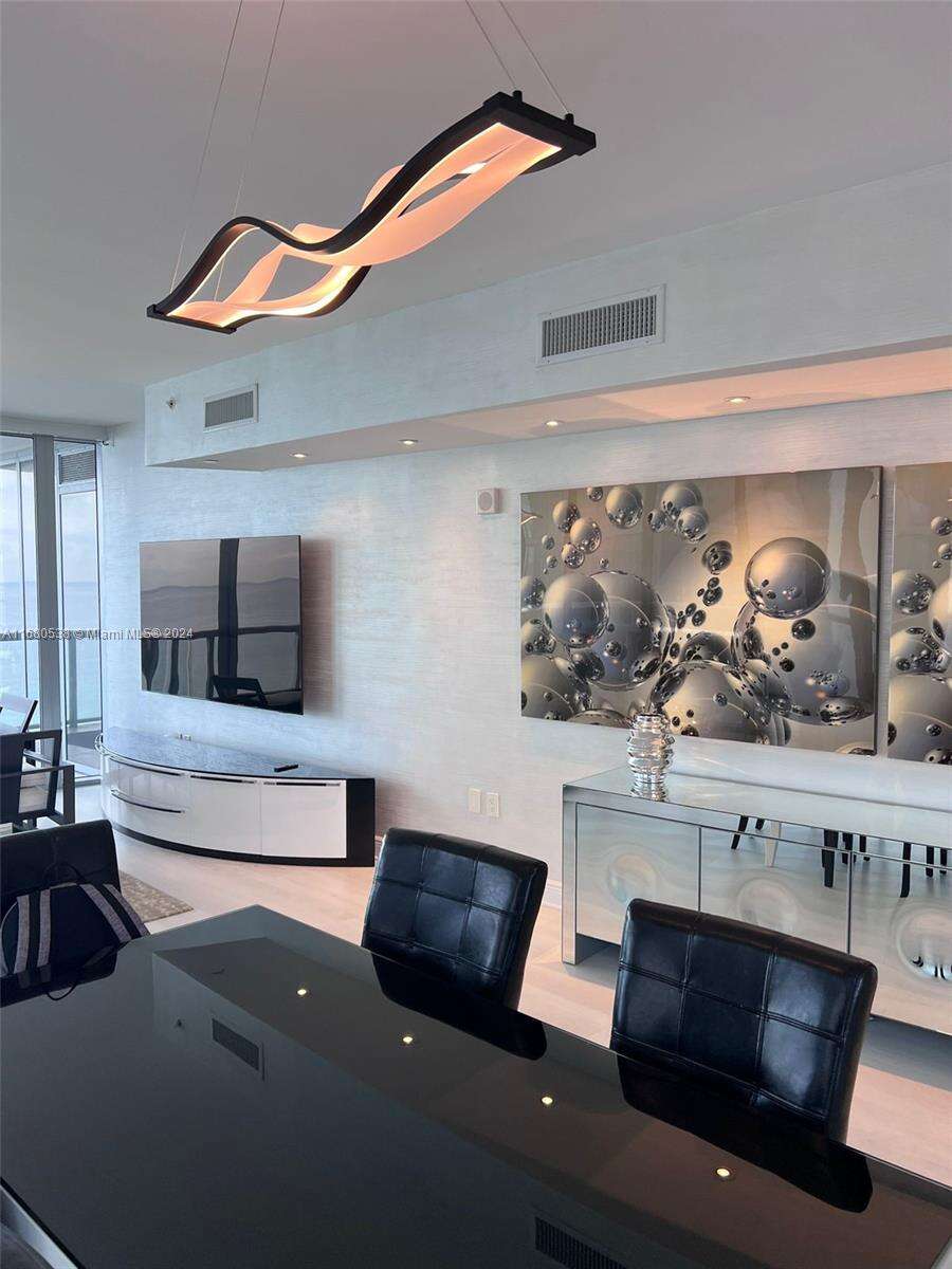 Jade Ocean at 17121 Collins Ave, Sunny Isles Beach, FL 33160 - For Rent photo 4