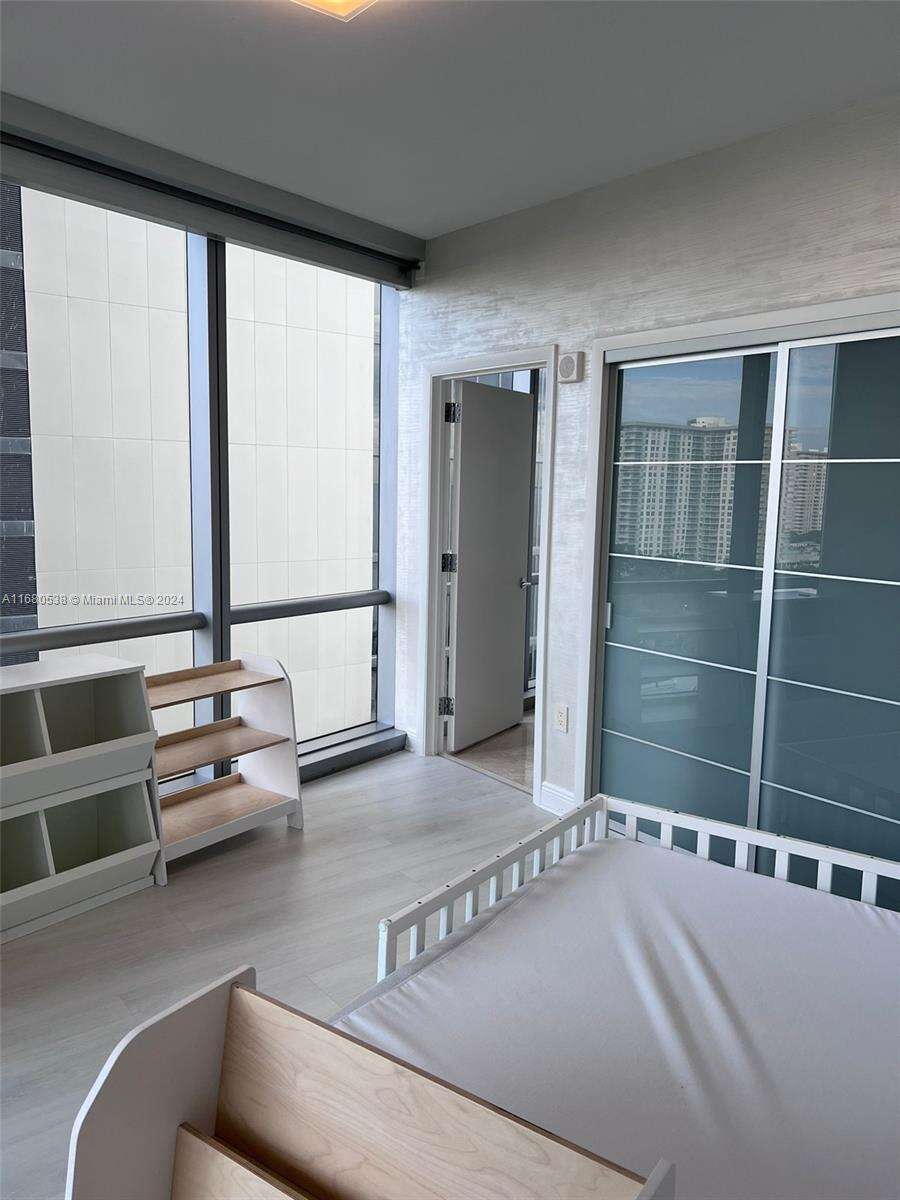 Jade Ocean at 17121 Collins Ave, Sunny Isles Beach, FL 33160 - For Rent photo 10