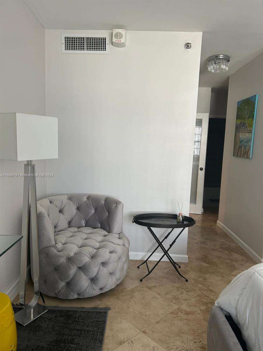 Decoplage at 100 Lincoln Rd, Miami Beach, FL 33139 - For Rent photo 21